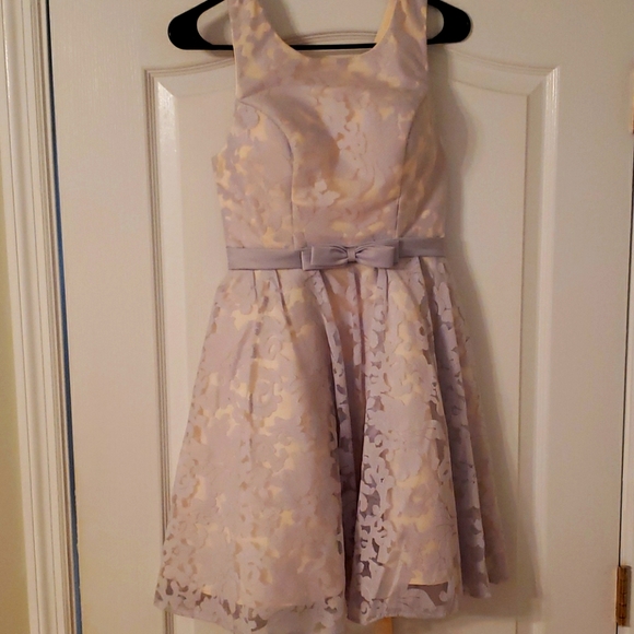 Never worn - Picture 1 of 4